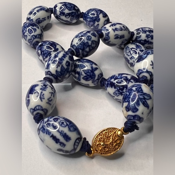 Large Chinese Blue and white porcelain bead necklace - Picture 2 of 4